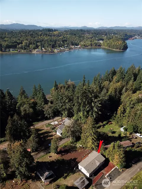 390 E Panorama Dr, Shelton, WA 98584