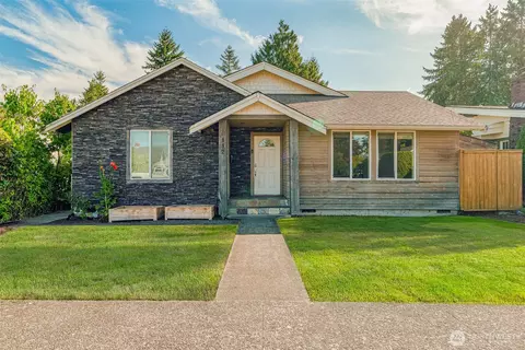 112 K St SE, Auburn, WA 98002