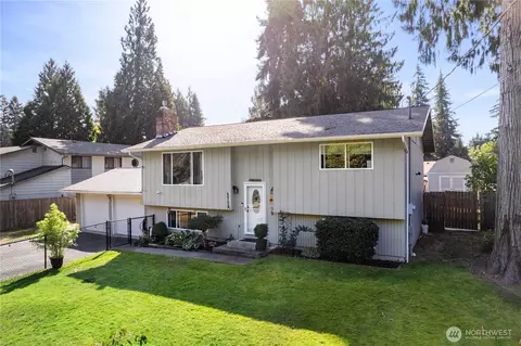 2709 Vacation Dr SW, Olympia, WA 98512