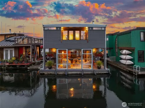 2466 Westlake Ave N #5, Seattle, WA 98109
