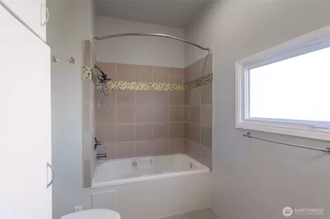 Bath - 1812 22nd St, Everett, WA 98201 photo 2 of 2