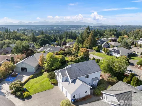 20165 Bue Rund Loop NE, Poulsbo, WA 98370