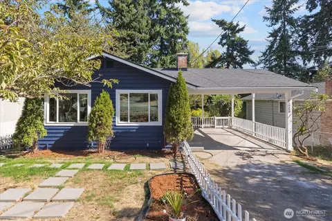 11250 57th Ave S, Seattle, WA 98178