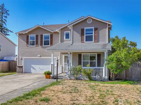 308 Easy St SE, Rainier, WA 98576