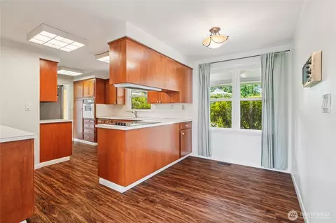 Kitchen - 715 35th St, Everett, WA 98201 photo 1 of 4