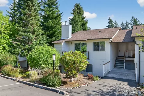 14124 74th Pl NE #C, Kirkland, WA 98034
