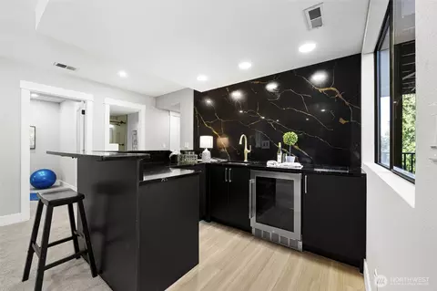 Kitchen - 5004 27th Ave W, Everett, WA 98203 photo 4 of 4