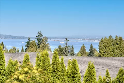 View/Area - 5004 27th Ave W, Everett, WA 98203 photo 3 of 3