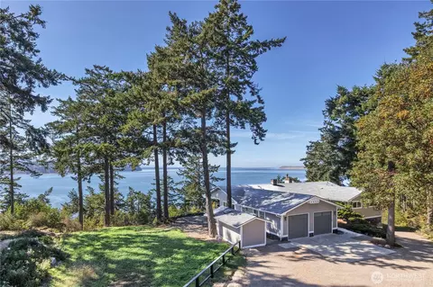 111 W Vancouver Dr, Port Townsend, WA 98368