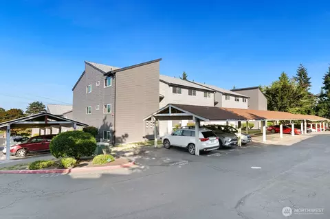 2020 Grant Ave S #D204, Renton, WA 98055