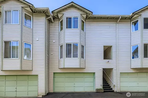 Exterior - 10 E Casino Rd #2, Everett, WA 98208 photo 1 of 1