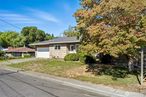 1535 J St, Walla Walla, WA 99362