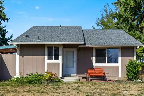727 Salzburg Ln SE, Olympia, WA 98513