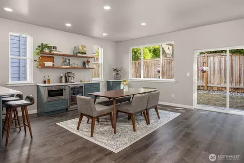 Dining - 18513 41st Dr SE, Bothell, WA 98012 photo 3 of 4