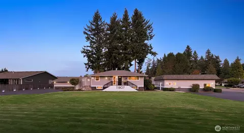 11807 51st Ave NE, Marysville, WA 98271