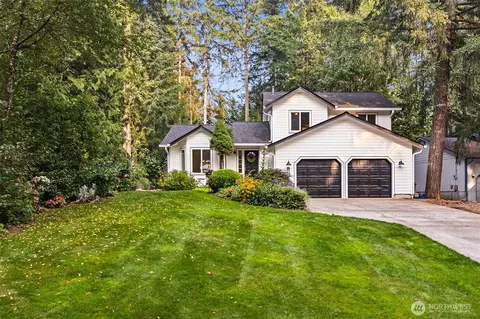 8708 Laguna Dr SW, Olympia, WA 98512