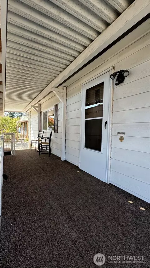 610 W Spruce Street Dr, Sequim, WA 98382 photo 3