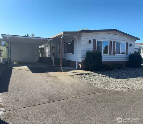 610 W Spruce Street Dr, Sequim, WA 98382