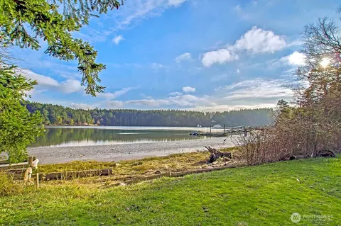 227 De Haro Ln, Friday Harbor, WA 98250