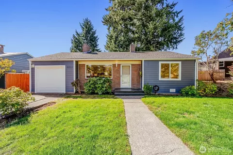 8433 34th Ave SW, Seattle, WA 98126