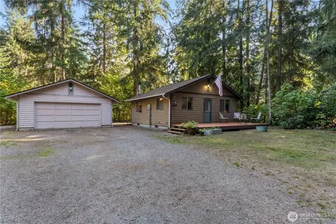 17738 N Beachside Dr SE, Yelm, WA 98597