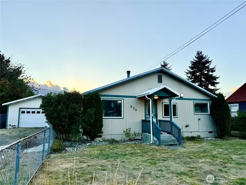 625 S Emens, Darrington, WA 98241