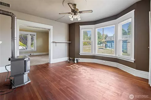 1118 Thompson St, Sumner, WA 98390 photo 10