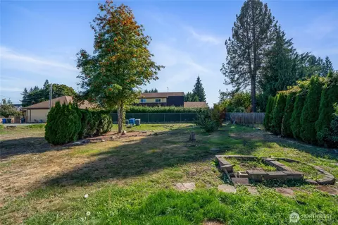 1118 Thompson St, Sumner, WA 98390 photo 29