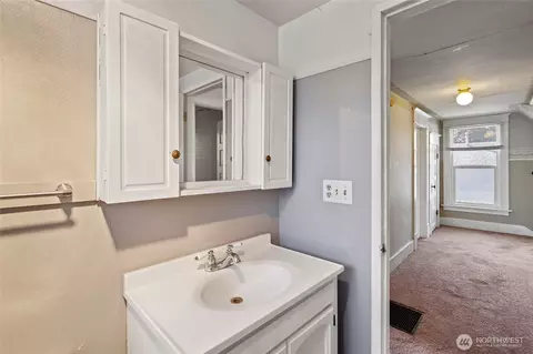 1118 Thompson St, Sumner, WA 98390 photo 27