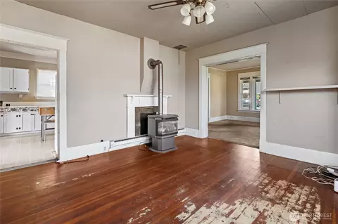 1118 Thompson St, Sumner, WA 98390 photo 11