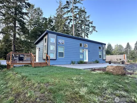27404 U St, Ocean Park, WA 98640