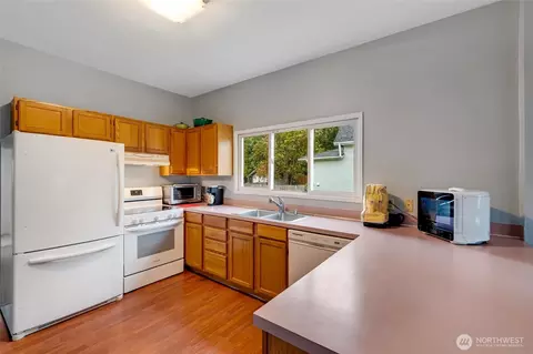 Kitchen - 2514 State St, Everett, WA 98201 photo 1 of 3