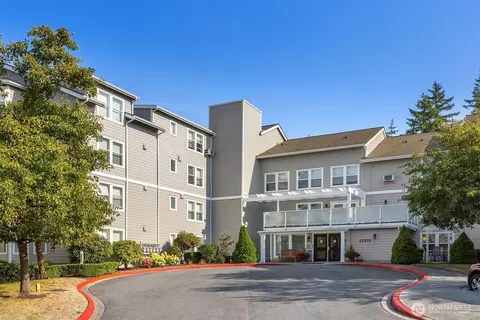22535 SE Highland Cir #103, Issaquah, WA 98029