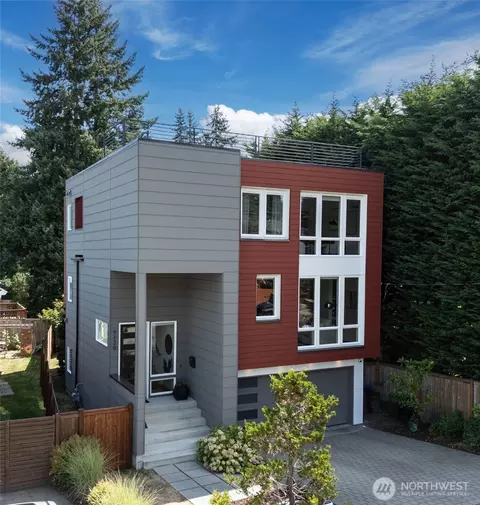 9120 38th Ave NE, Seattle, WA 98115