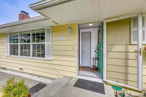 1719 Bailey Ave, Everett, WA 98203 photo 6