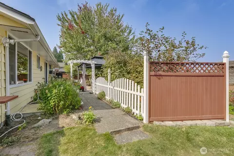 1719 Bailey Ave, Everett, WA 98203 photo 32
