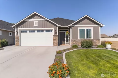 905 N M Loop Dr SW, Quincy, WA 98848