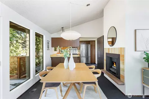 2604 12th Ave W, Seattle, WA 98119 photo 11