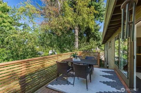 2604 12th Ave W, Seattle, WA 98119 photo 25