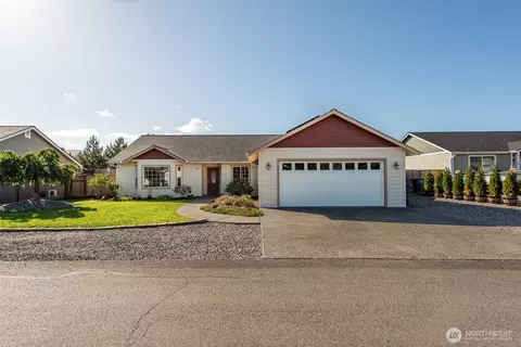 22 E Cobblestone Ln, Sequim, WA 98382