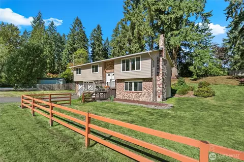18610 NE 157th Pl, Woodinville, WA 98072