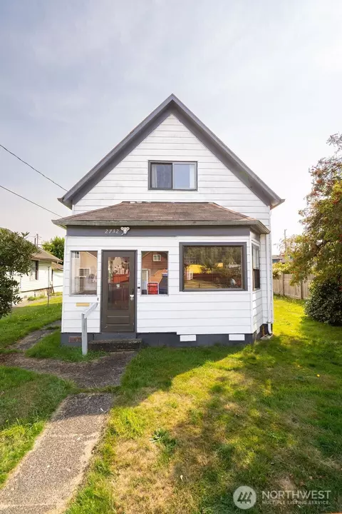 2732 Aberdeen Ave, Hoquiam, WA 98550
