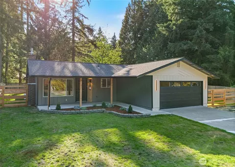 6814 SE Darla Ln, Port Orchard, WA 98367