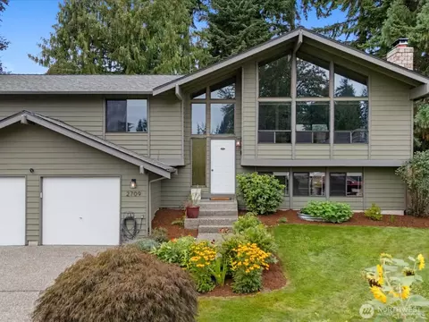 2709 167th St SE, Bothell, WA 98012 photo 2
