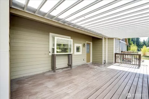 Exterior - 34404 24th Ave E, Roy, WA 98580 photo 3 of 4