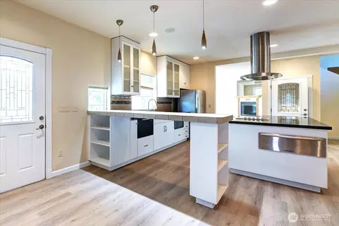Kitchen - 34404 24th Ave E, Roy, WA 98580 photo 4 of 4