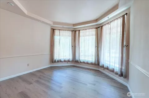 Living - 34404 24th Ave E, Roy, WA 98580 photo 2 of 4
