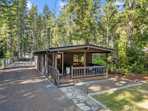 260 NE Tahuya Blvd, Tahuya, WA 98588