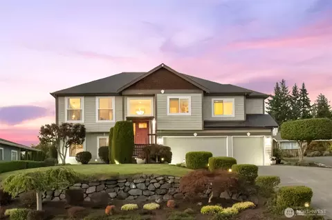 6006 Osprey Cir, Bremerton, WA 98312