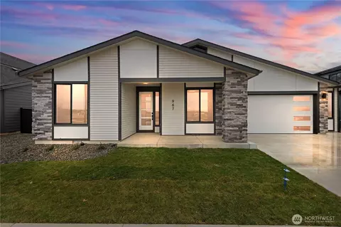 728 Blaine St, Steilacoom, WA 98388